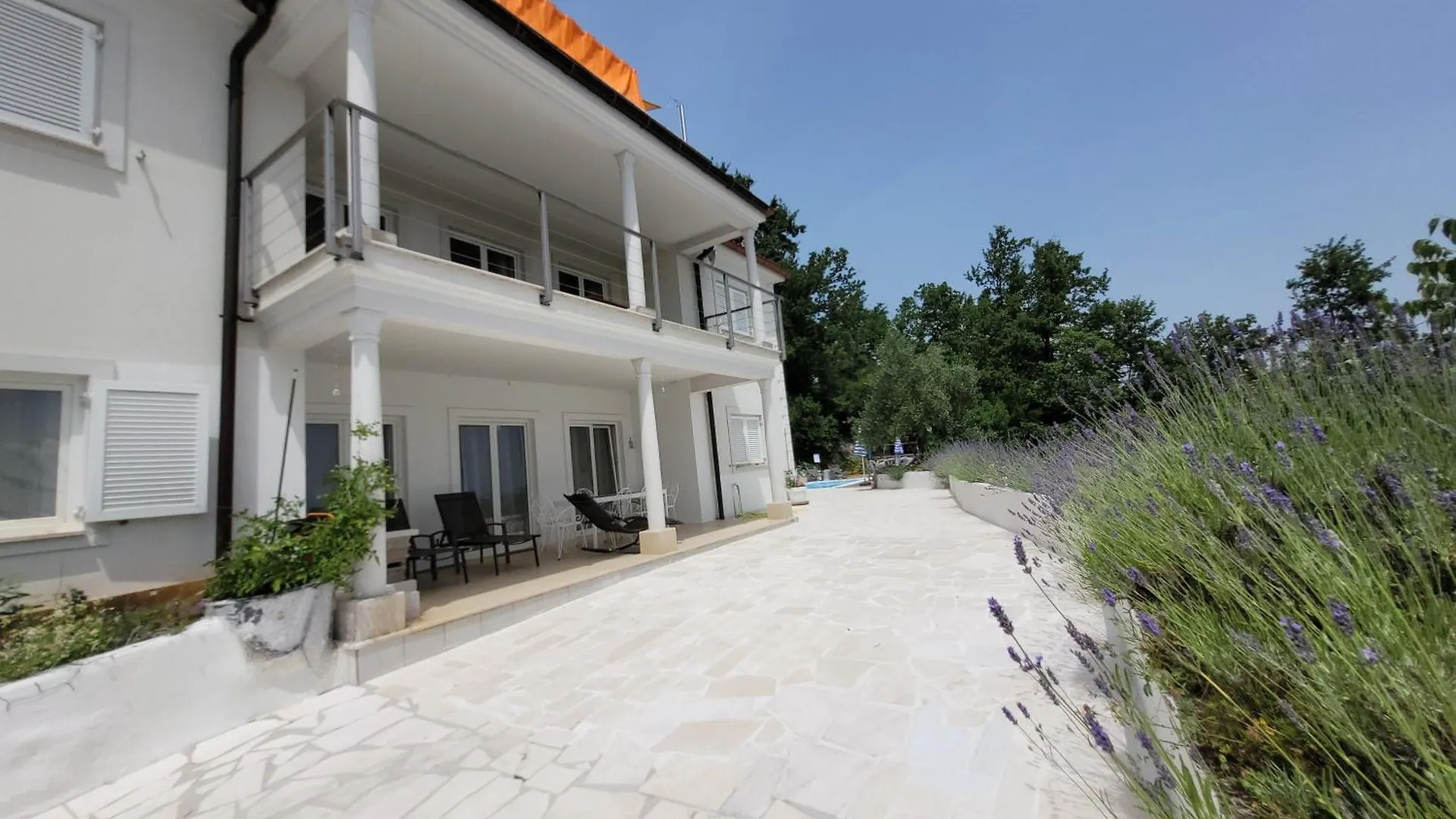 Apartments Chiara Mit Meerblick Und Pool Und Jacuzzi Lovran