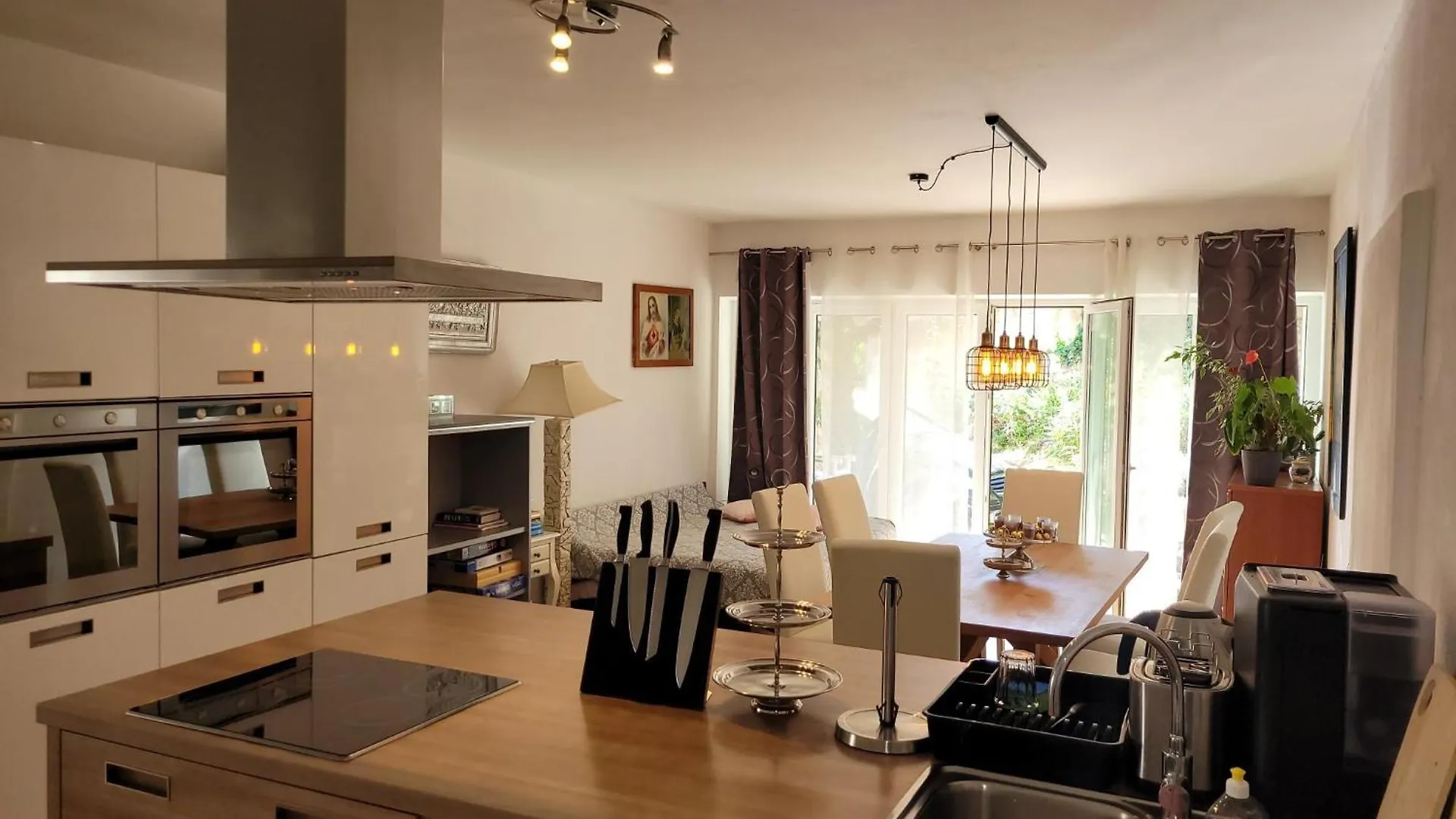 Apartments Chiara Mit Meerblick Und Pool Und Jacuzzi Lovran Chorvatsko